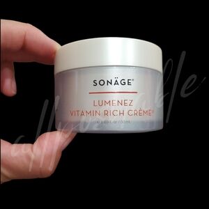 Lumenez Vitamin Rich Crème